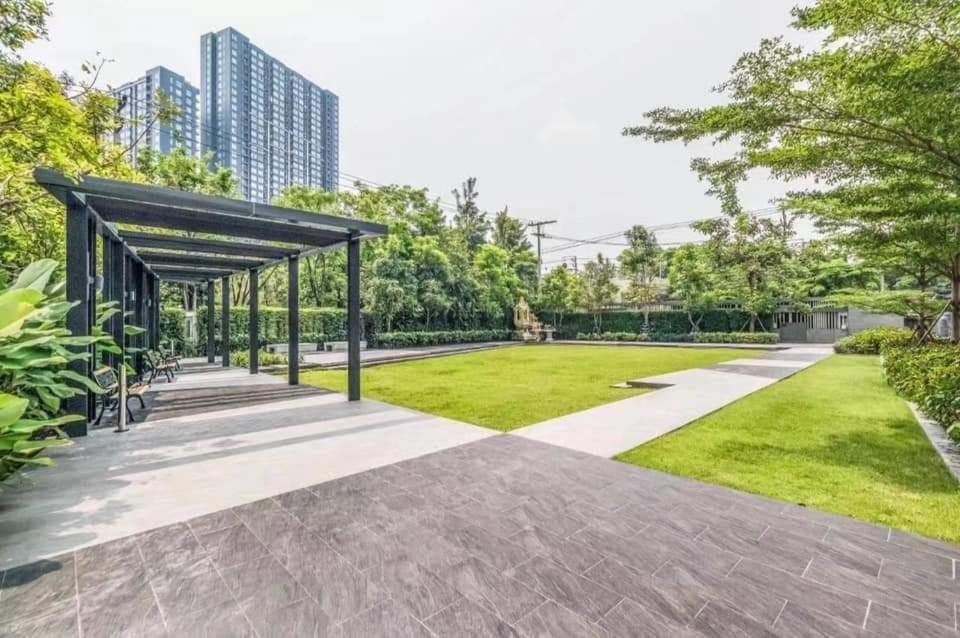 Condo In Bangkok With Swimming Pool Near Malls And Train Banguecoque Exterior foto